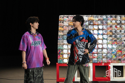 "Gooey" Music Video Shooting Behind Photos Pt.3