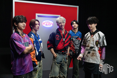 "Gooey" Music Video Shooting Behind Photos Pt.7