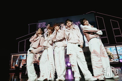 「ドタバタ!? SWAGとひとつ屋根の下で⋯」Live Photos Pt.1